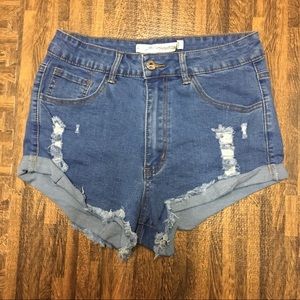 HIGH WAISTED DENIM SHORTS